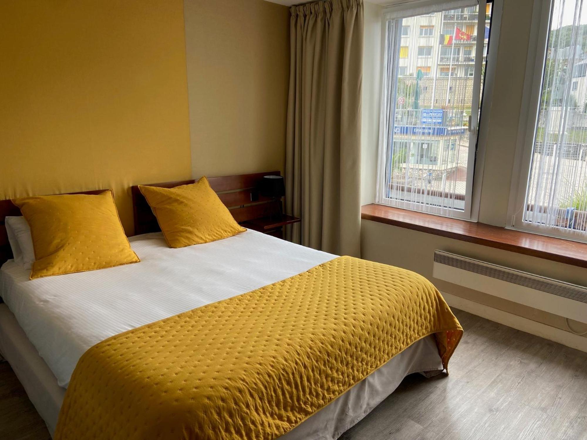 Logis Hotel - La Petite Rade 勒阿弗尔 外观 照片
